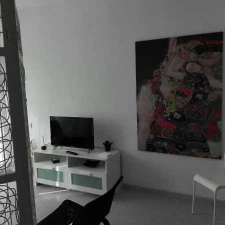 Geranios 1 Apartment *